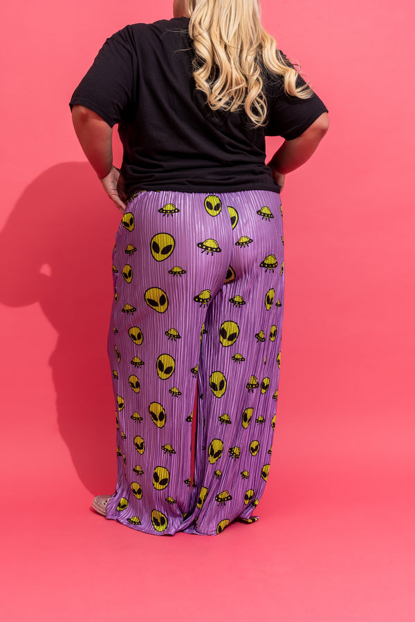 Out of This World Plisse Pants