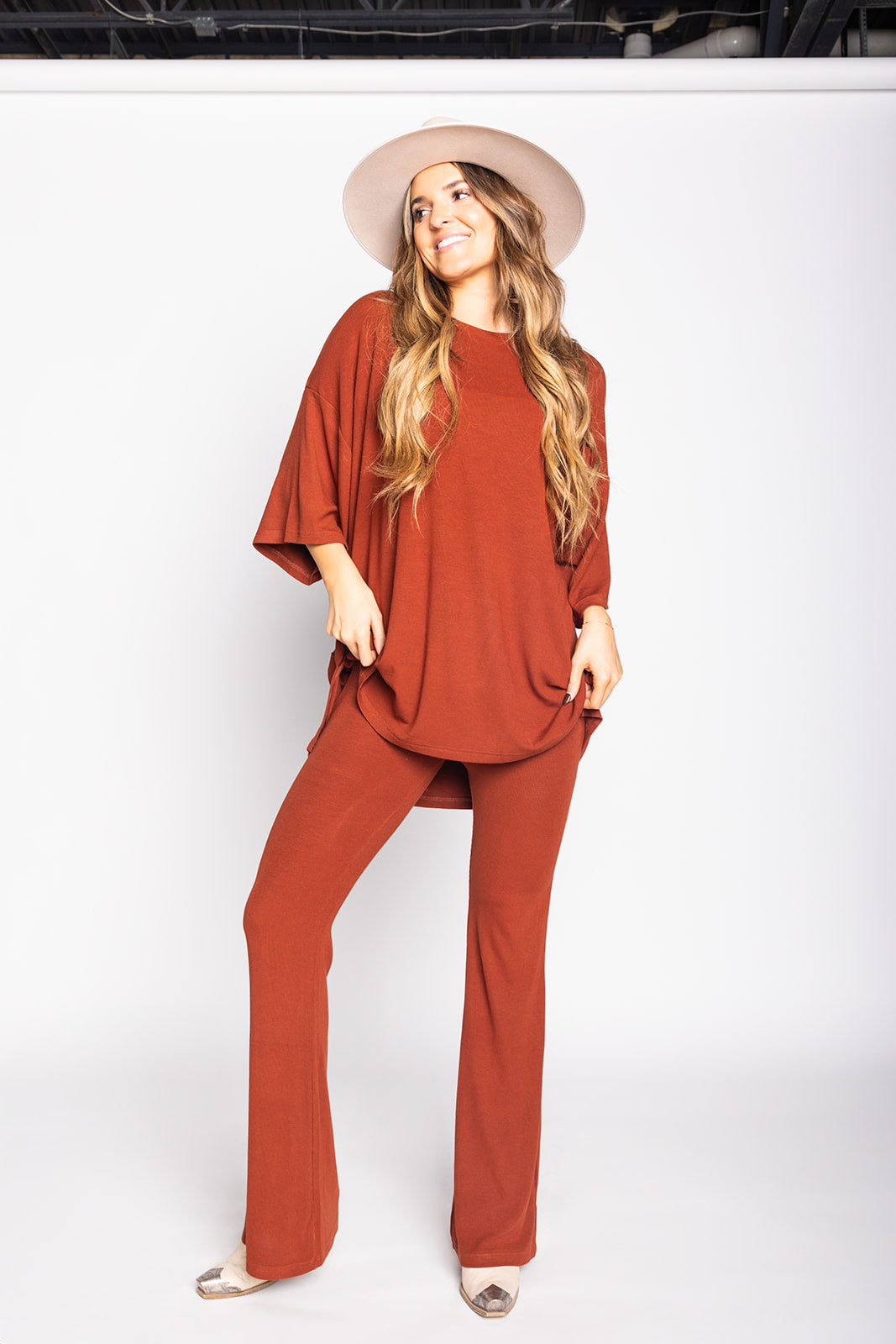 Day Dreamer Ribbed Pant Set - Cinnamon