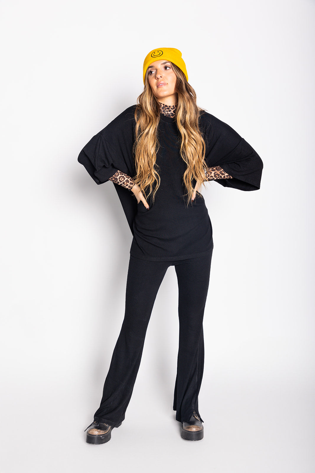 Day Dreamer Ribbed Pant Set - Black