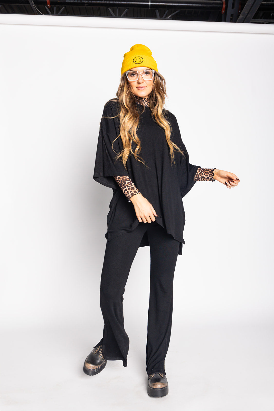 Day Dreamer Ribbed Pant Set - Black