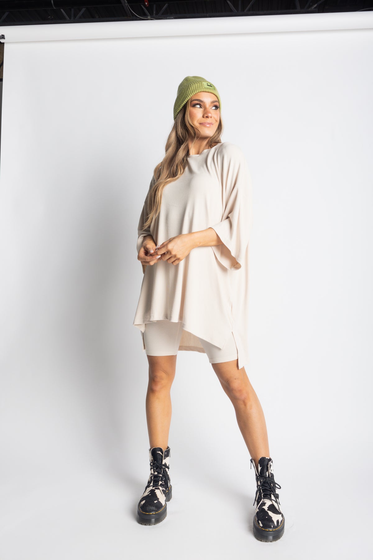 Day Dreamer Ribbed Biker Set - Bone