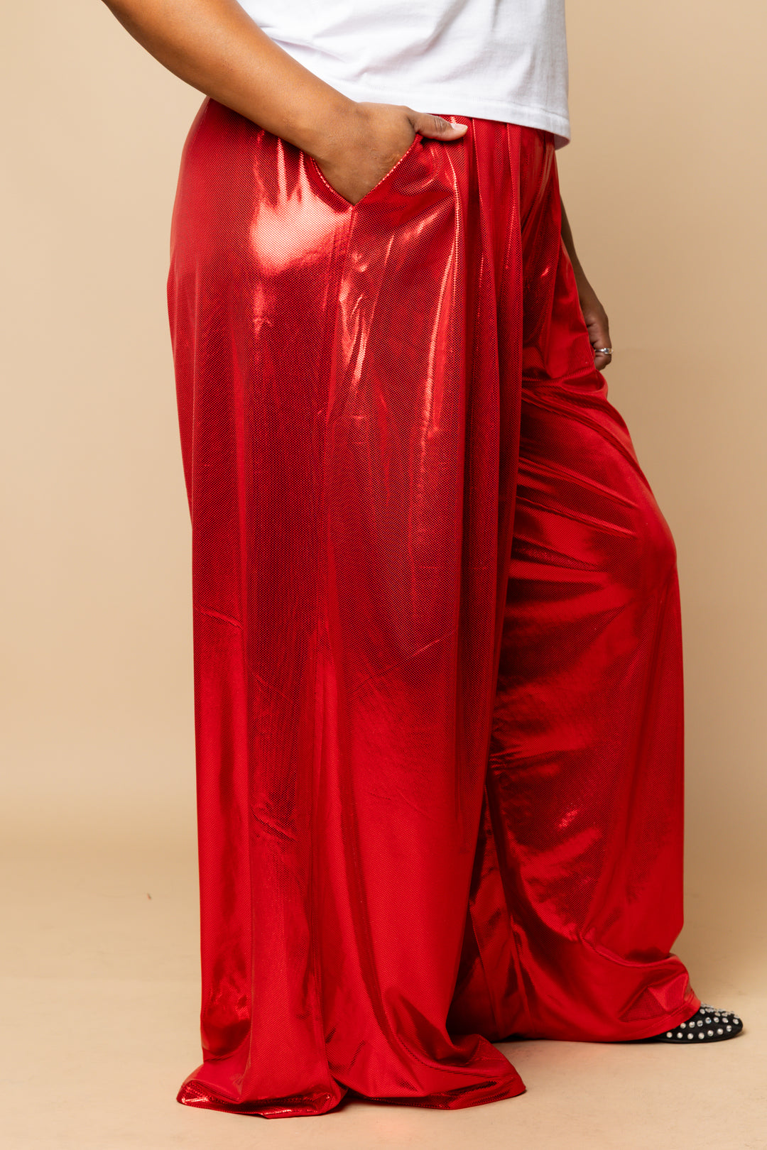 Living in The Moment Pants- Crimson