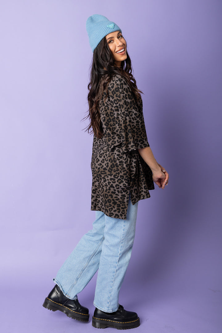 Day Dreamer Grey Leopard Top [S-3X]