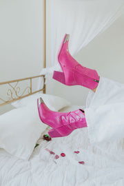 Brayden Boots- Pink (Sizes 5.5-7.5)